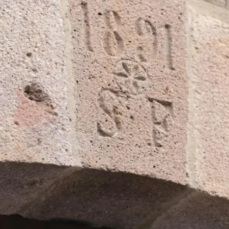 Charme Et Modernite, Terrasse Bois, Vallee Du Mars - Fr-1-742-270 * Le Falgoux